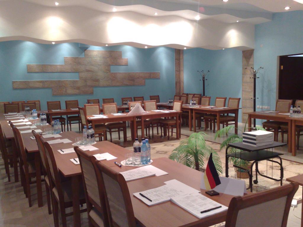 Vayk Hotel Екстер'єр фото