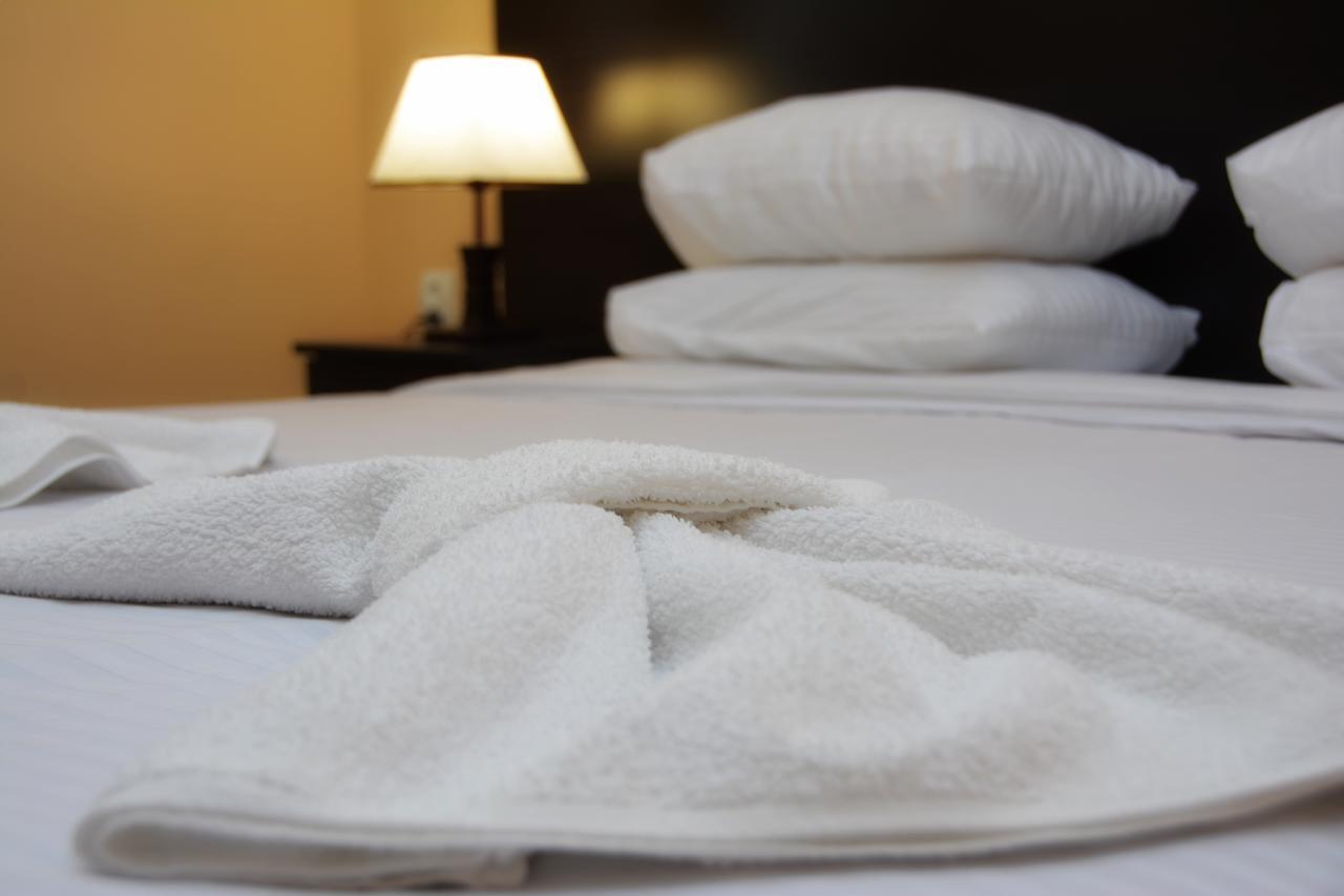 Vayk Hotel Екстер'єр фото