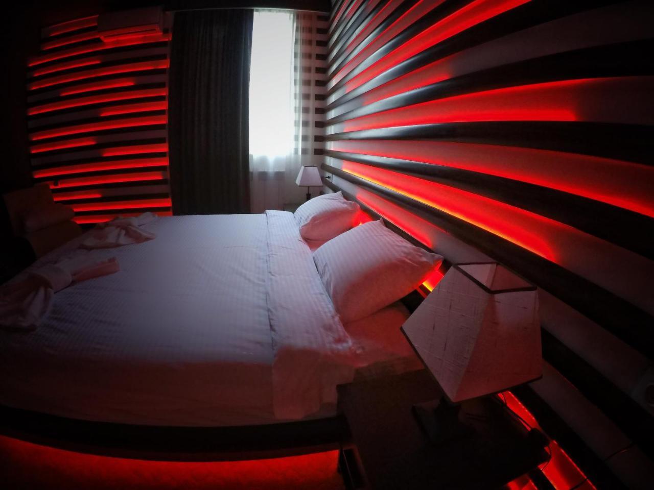 Vayk Hotel Екстер'єр фото