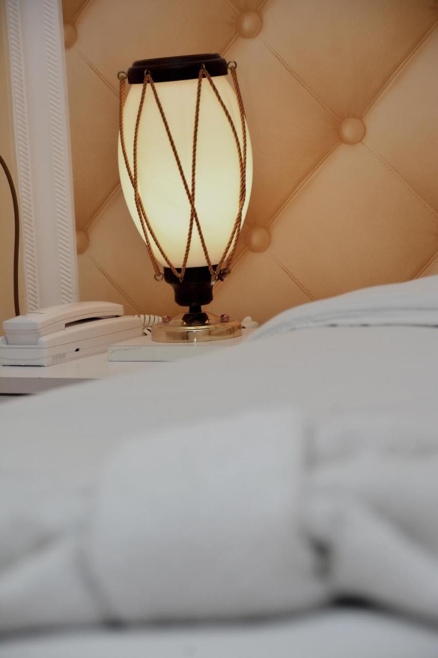Vayk Hotel Екстер'єр фото
