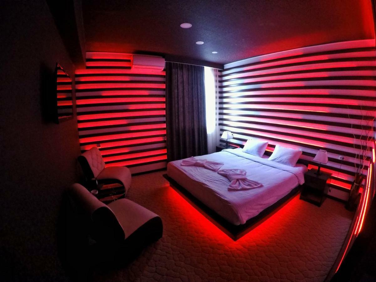 Vayk Hotel Екстер'єр фото