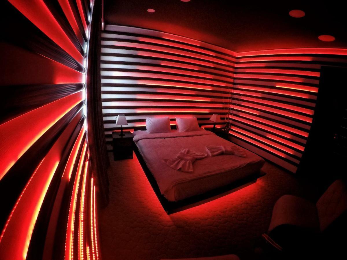 Vayk Hotel Екстер'єр фото